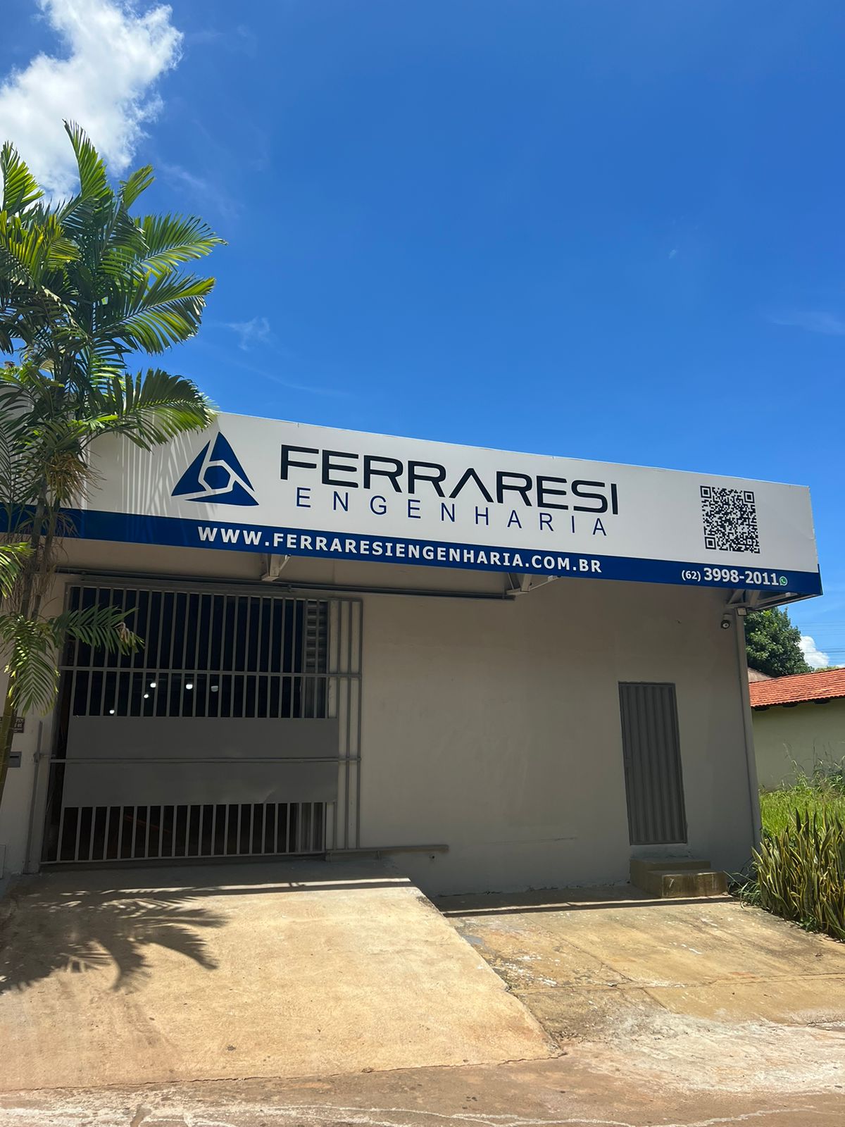 Fachada da Ferraresi Engenharia — Recanto do Bosque, Goiânia